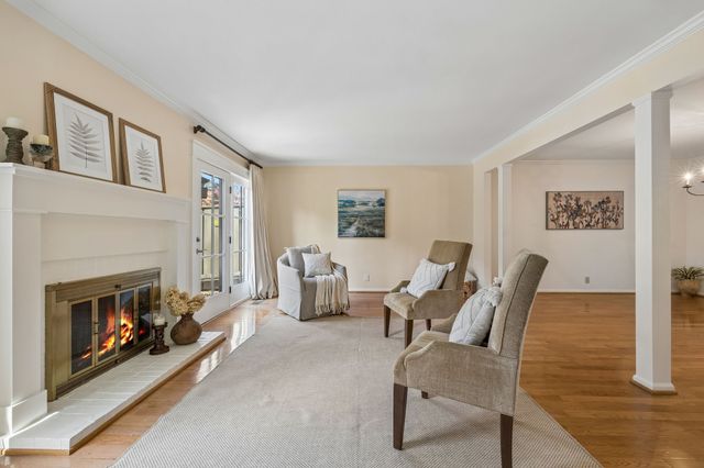 4400 Belmont Park Ter Apt 235, Nashville, TN 37215