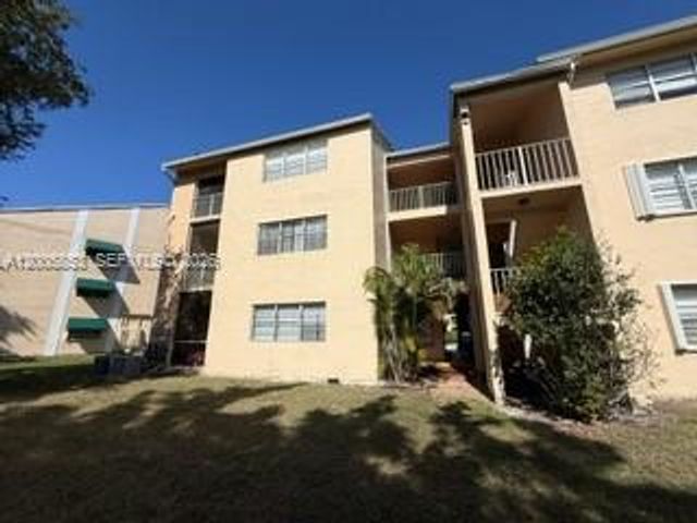 15285 SW 107th Ln 214, Miami, FL 33196