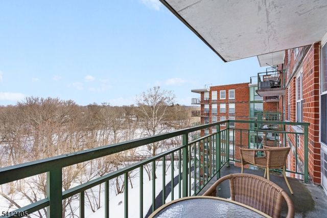 300 Main St 807, Little Falls Twp., NJ 07424