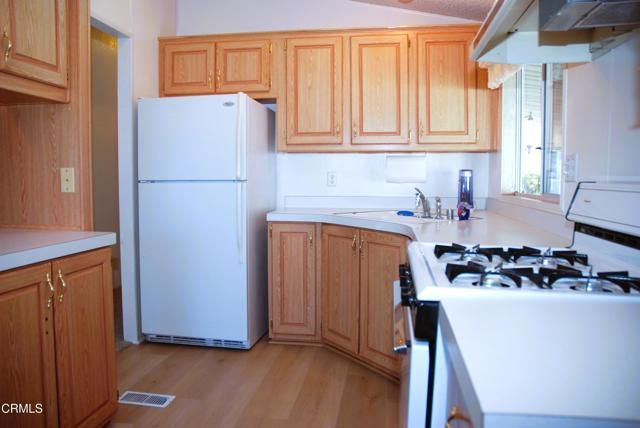 4388 E Central Avenue 63, Camarillo, CA 93010