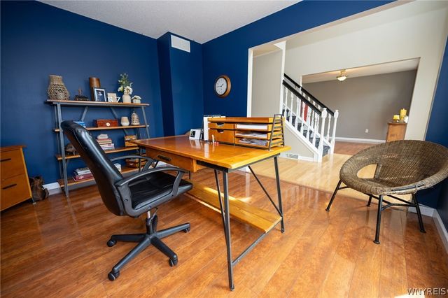 61 Brook Lane, West Seneca, NY 14224