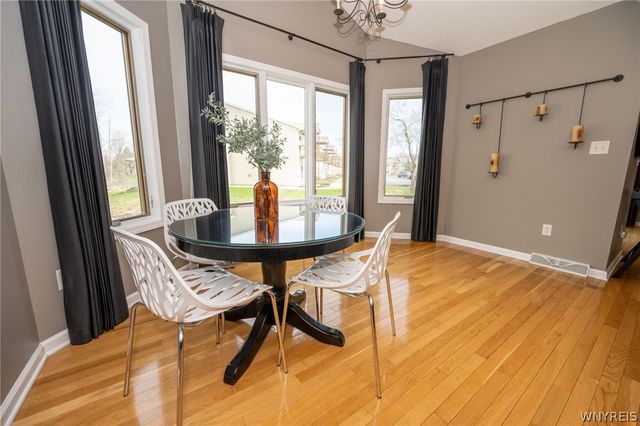 61 Brook Lane, West Seneca, NY 14224