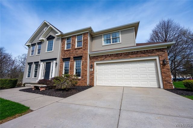 61 Brook Lane, West Seneca, NY 14224