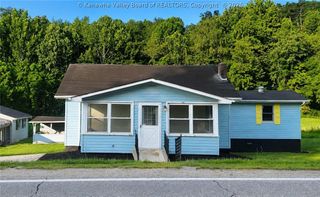 7291 Lynn Avenue, Hamlin, WV 25523
