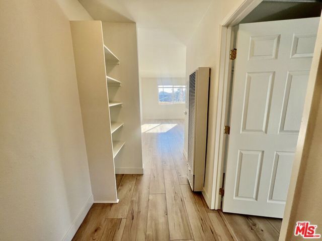 13227 Vanowen Street, North Hollywood (los Angeles), CA 91605