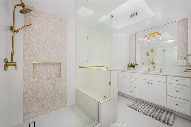 1641 Monterey Road 18E, Seal Beach, CA 90740