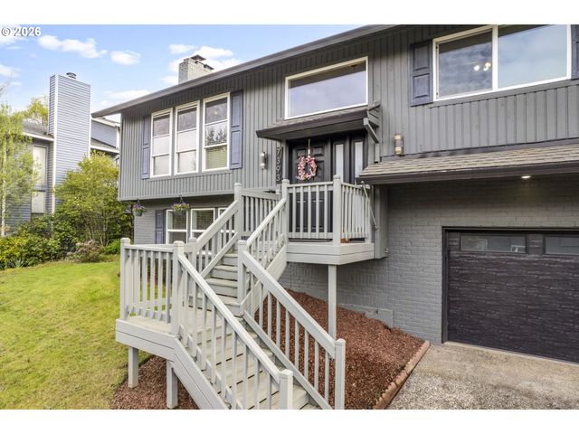 7393 Sw BAYBERRY Dr, Beaverton, OR 97007