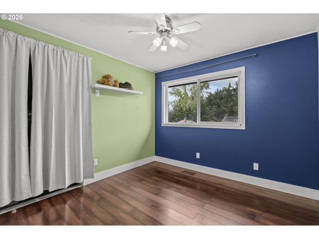 7393 Sw BAYBERRY Dr, Beaverton, OR 97007