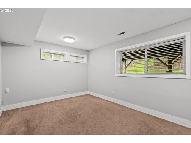 7393 Sw BAYBERRY Dr, Beaverton, OR 97007