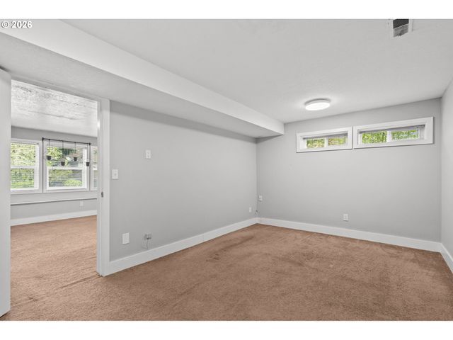 7393 Sw BAYBERRY Dr, Beaverton, OR 97007