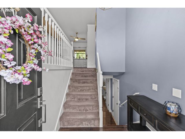 7393 Sw BAYBERRY Dr, Beaverton, OR 97007