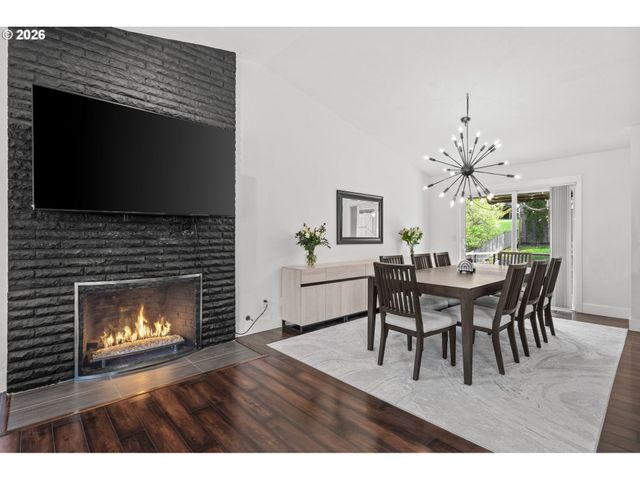 7393 Sw BAYBERRY Dr, Beaverton, OR 97007