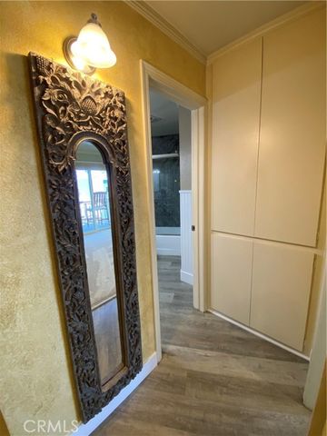 650 The Village 314, Redondo Beach, CA 90277