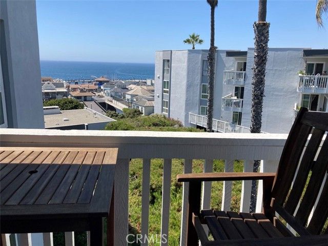 650 The Village 314, Redondo Beach, CA 90277