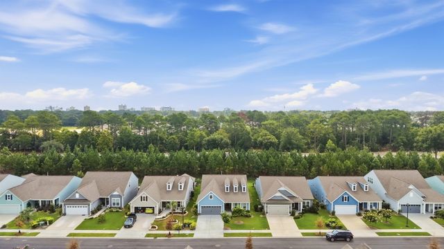 7182 Sarteano Dr., Myrtle Beach, SC 29572
