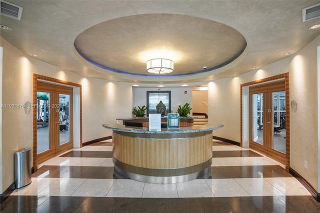 244 Biscayne Blvd 2306, Miami, FL 33132