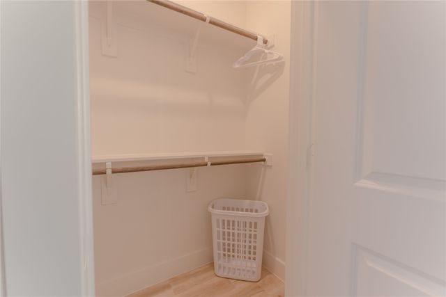 2025 Empire Central Drive 304, Dallas, TX 75235