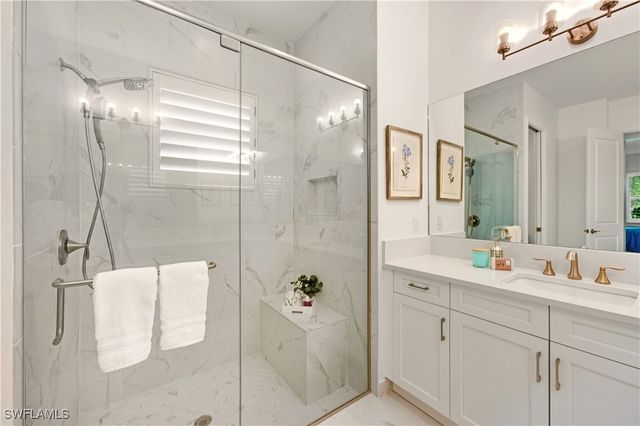 11323 Jacaranda DR, Naples, FL 34120