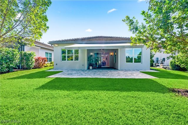 11323 Jacaranda DR, Naples, FL 34120