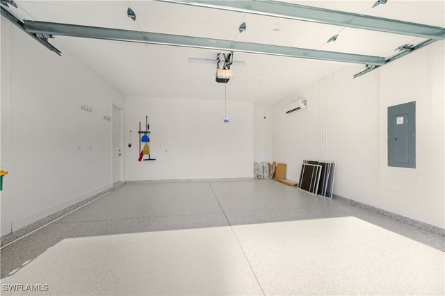 11323 Jacaranda DR, Naples, FL 34120