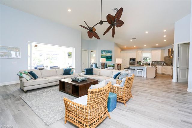 1480 Curlew AVE, Naples, FL 34102