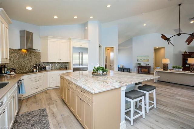 1480 Curlew AVE, Naples, FL 34102