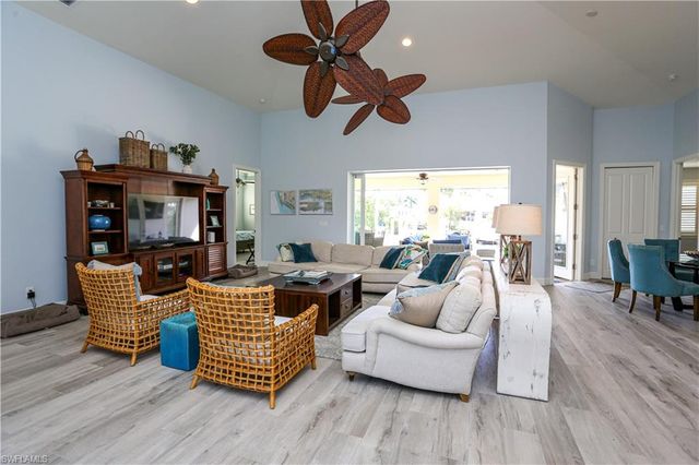 1480 Curlew AVE, Naples, FL 34102