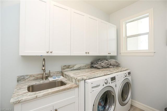 1480 Curlew AVE, Naples, FL 34102