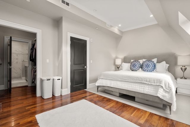 324 Tappan 2, Brookline, MA 02445