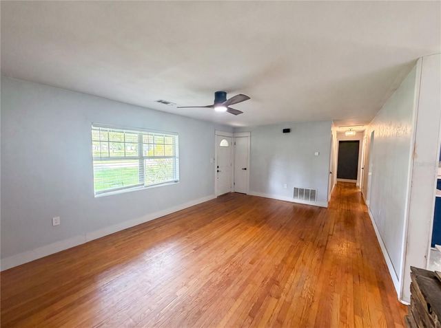 820 E WISCONSIN AVENUE, Deland, FL 32724