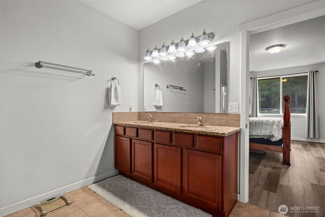 36427 2nd Avenue E, Roy, WA 98580