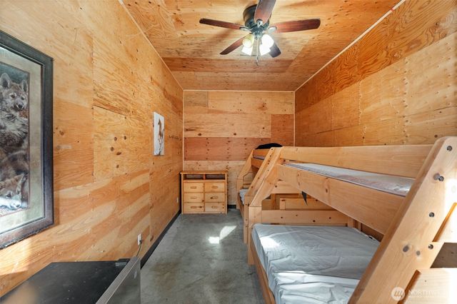 36427 2nd Avenue E, Roy, WA 98580