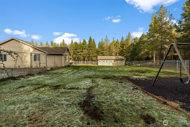 36427 2nd Avenue E, Roy, WA 98580