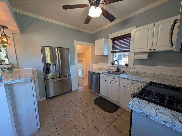 912 W 23RD Street, Erie, PA 16502
