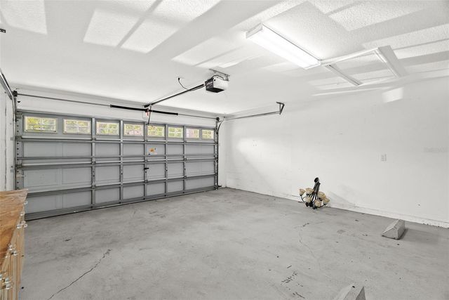 5015 SKY BLUE DRIVE, Lutz, FL 33558