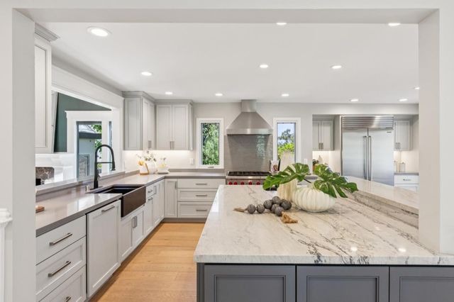 145 Central Avenue, Los Gatos, CA 95030
