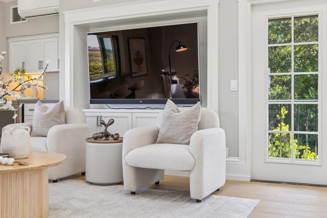 145 Central Avenue, Los Gatos, CA 95030