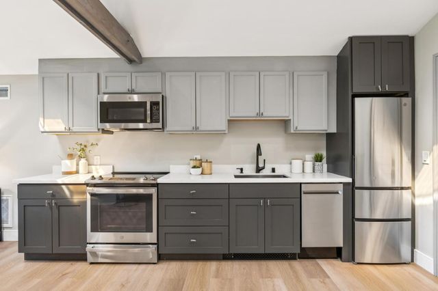 145 Central Avenue, Los Gatos, CA 95030