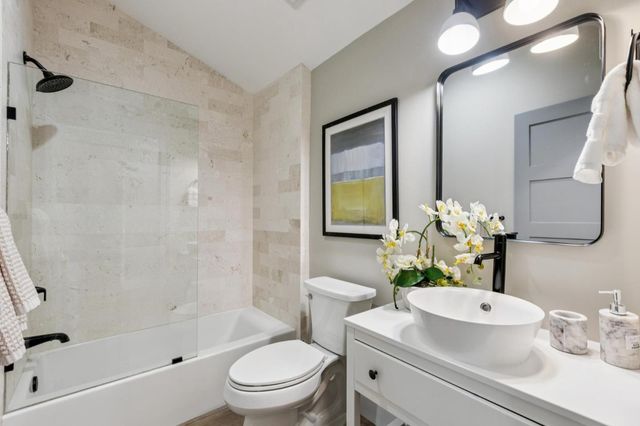 145 Central Avenue, Los Gatos, CA 95030