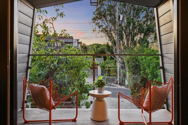 145 Central Avenue, Los Gatos, CA 95030