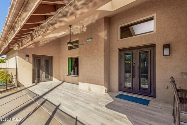 10303 E CARON Street, Scottsdale, AZ 85258