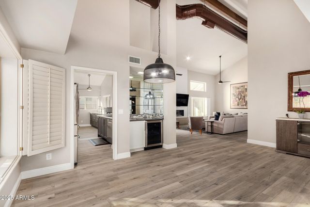 10303 E CARON Street, Scottsdale, AZ 85258