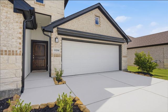 13322 Hayden Peak Drive, Iowa Colony, TX 77583