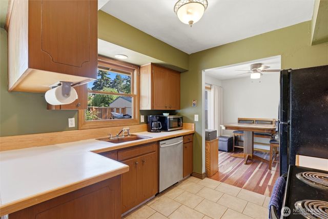 9404 NW 24th Avenue, Vancouver, WA 98665