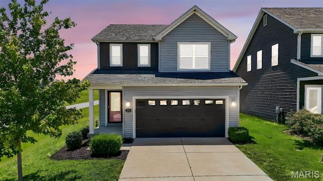 136 Katiemist Drive, St Peters, MO 63376