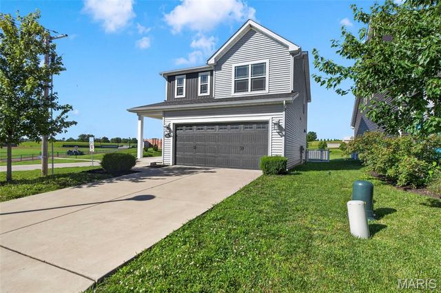 136 Katiemist Drive, St Peters, MO 63376