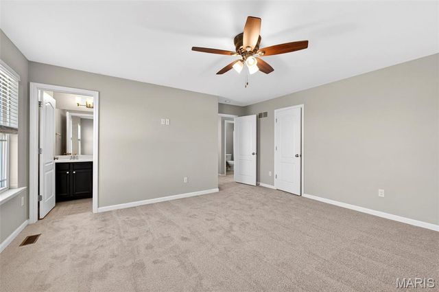 136 Katiemist Drive, St Peters, MO 63376