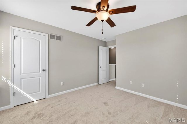 136 Katiemist Drive, St Peters, MO 63376