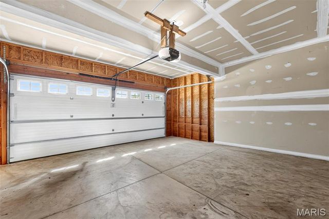 136 Katiemist Drive, St Peters, MO 63376
