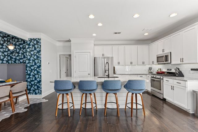 4984 Jenkins Avenue, North Charleston, SC 29405